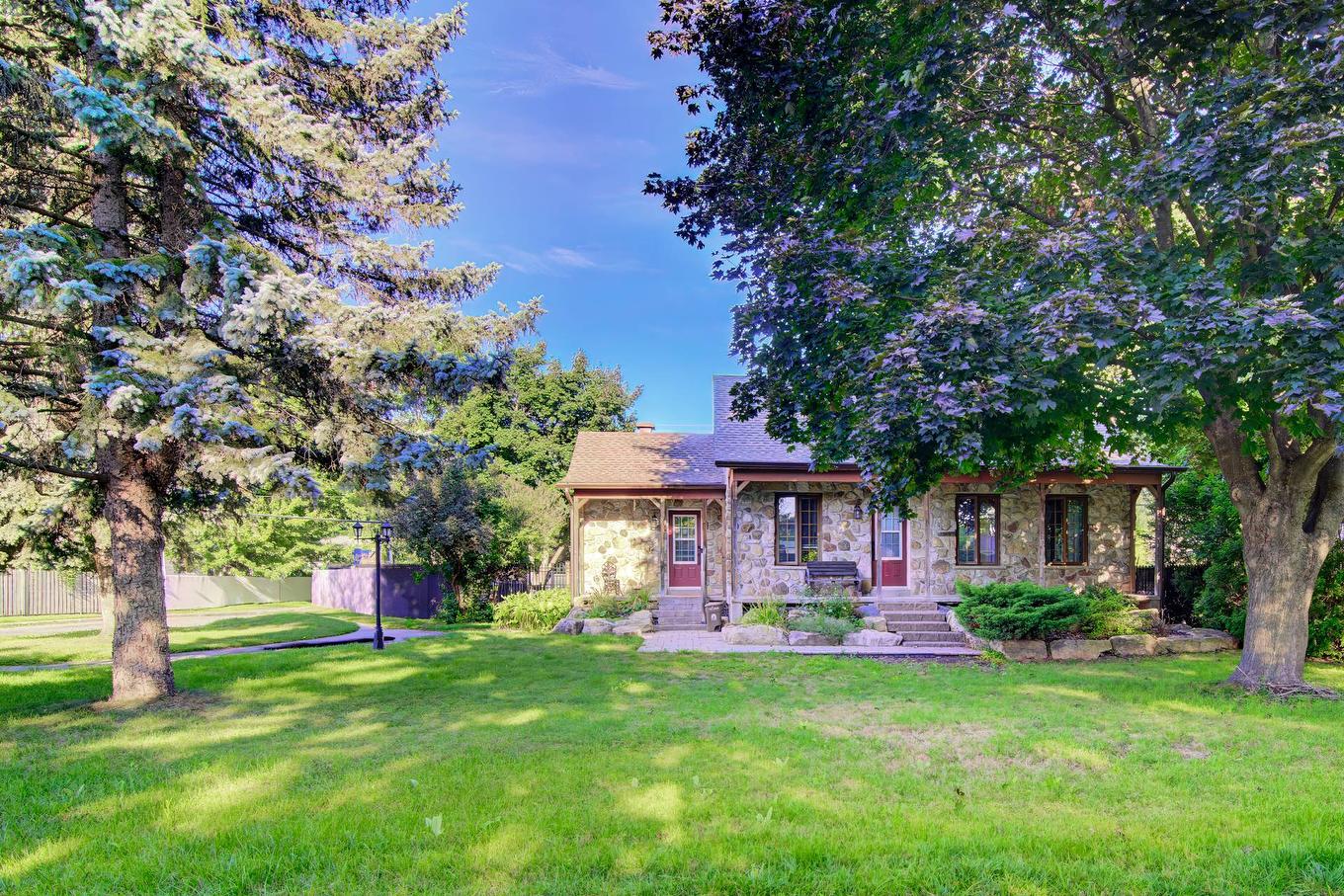 Frontage - 48 Rue Pierre-Ricard, Notre-Dame-De-L'Île-Perrot, QC - Outdoor