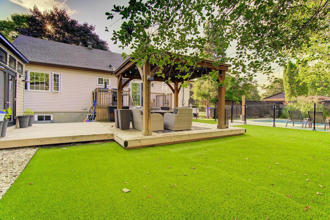 Backyard - 48 Rue Pierre-Ricard, Notre-Dame-De-L'Île-Perrot, QC - Outdoor