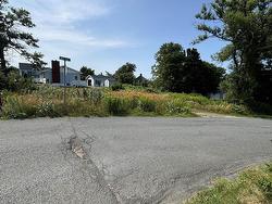 718 Main Street Glace Bay, NS B1A 4Y5