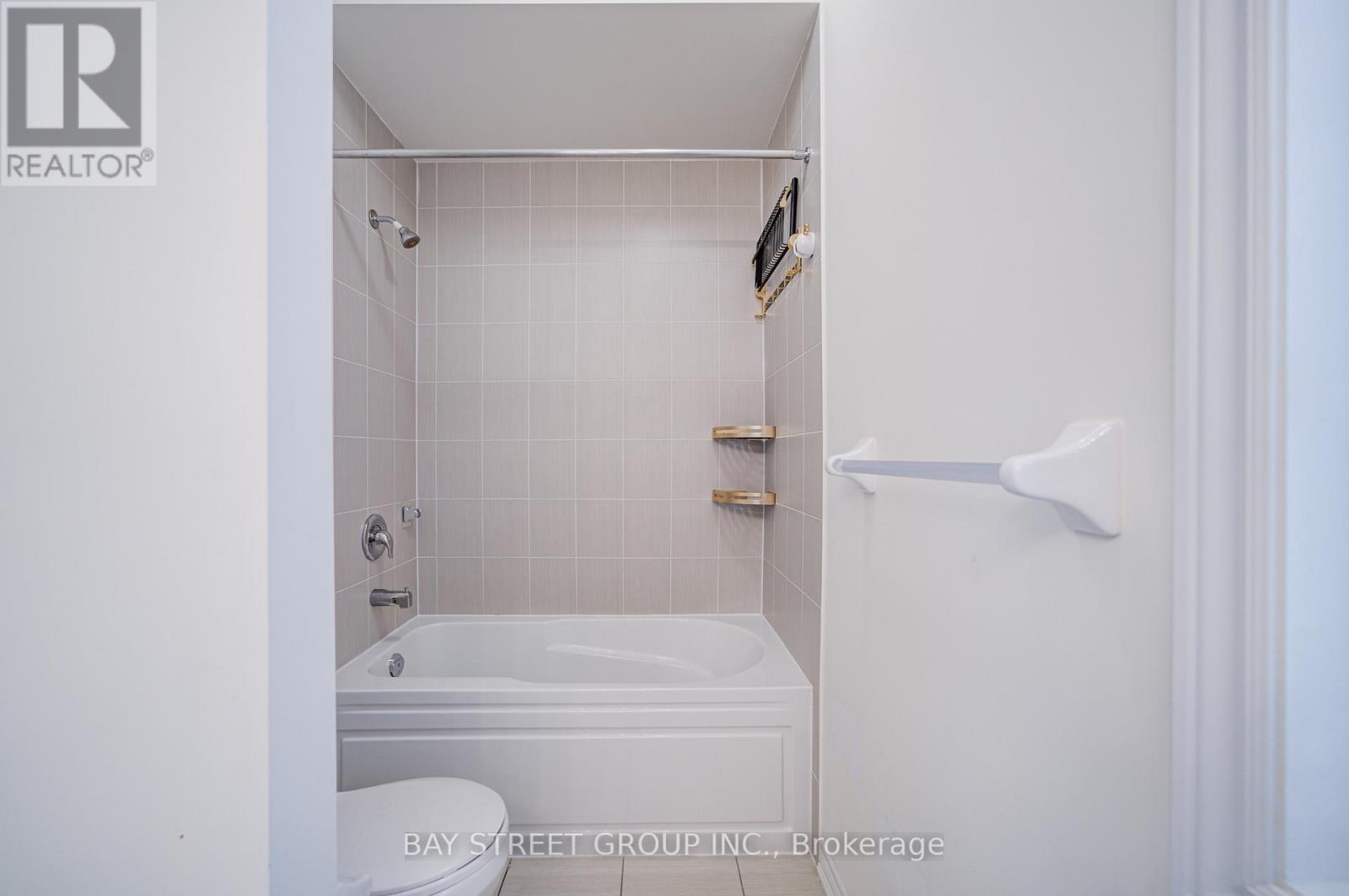 2643 Delphinium Trail, Pickering, ON - Indoor Photo Showing Bathroom
