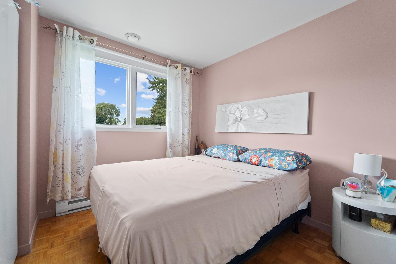 Bedroom - 7212 Boul. Lévesque E., Laval (Duvernay), QC - Indoor Photo Showing Bedroom
