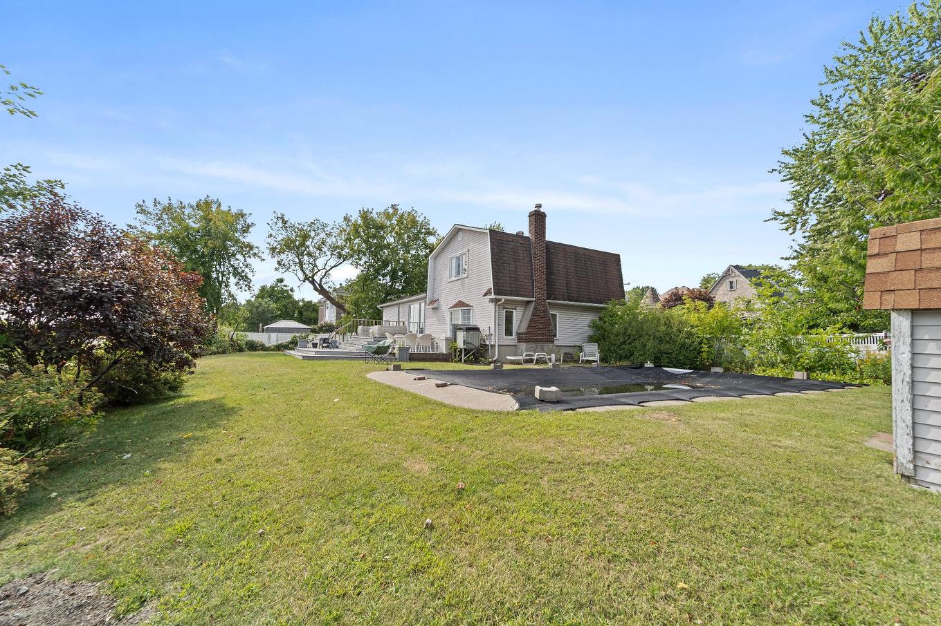 Garden - 7212 Boul. Lévesque E., Laval (Duvernay), QC - Outdoor