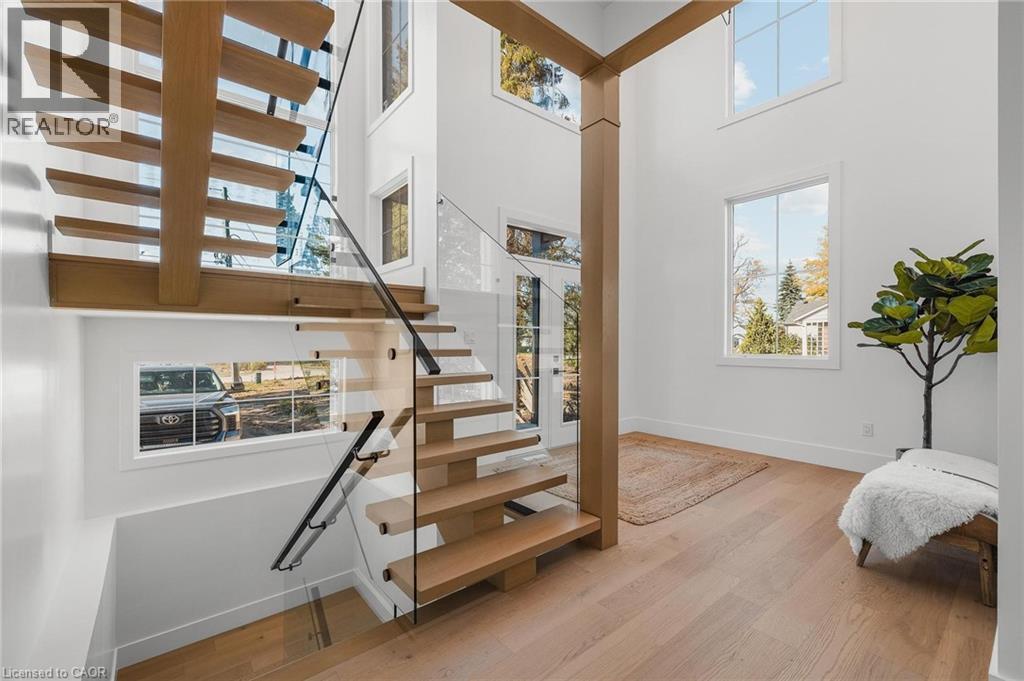 1060 Walton Avenue, Listowel, ON - Indoor Photo Showing Other Room