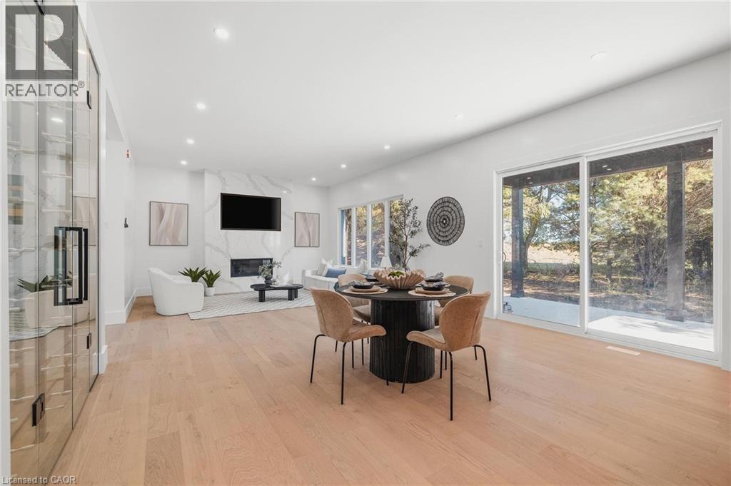 1060 Walton Avenue, Listowel, ON - Indoor Photo Showing Other Room