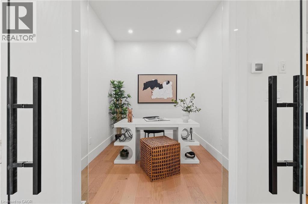 1060 Walton Avenue, Listowel, ON - Indoor