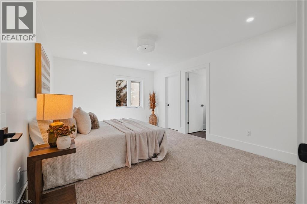 1060 Walton Avenue, Listowel, ON - Indoor Photo Showing Bedroom