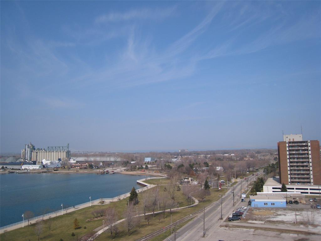 1101-350 Front Street North, Sarnia, ON