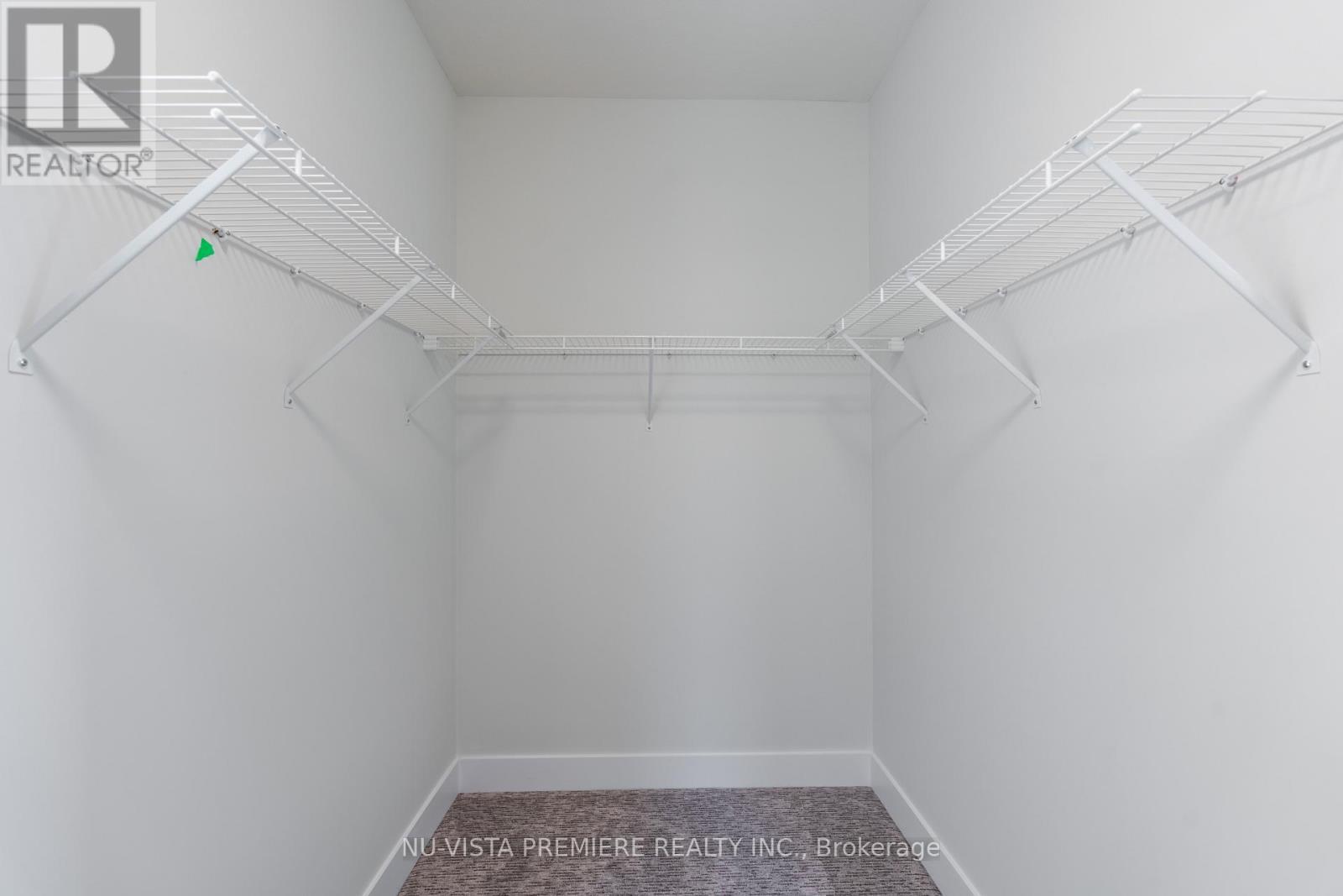 316 Stathis Boulevard, Sarnia, ON - Indoor With Storage