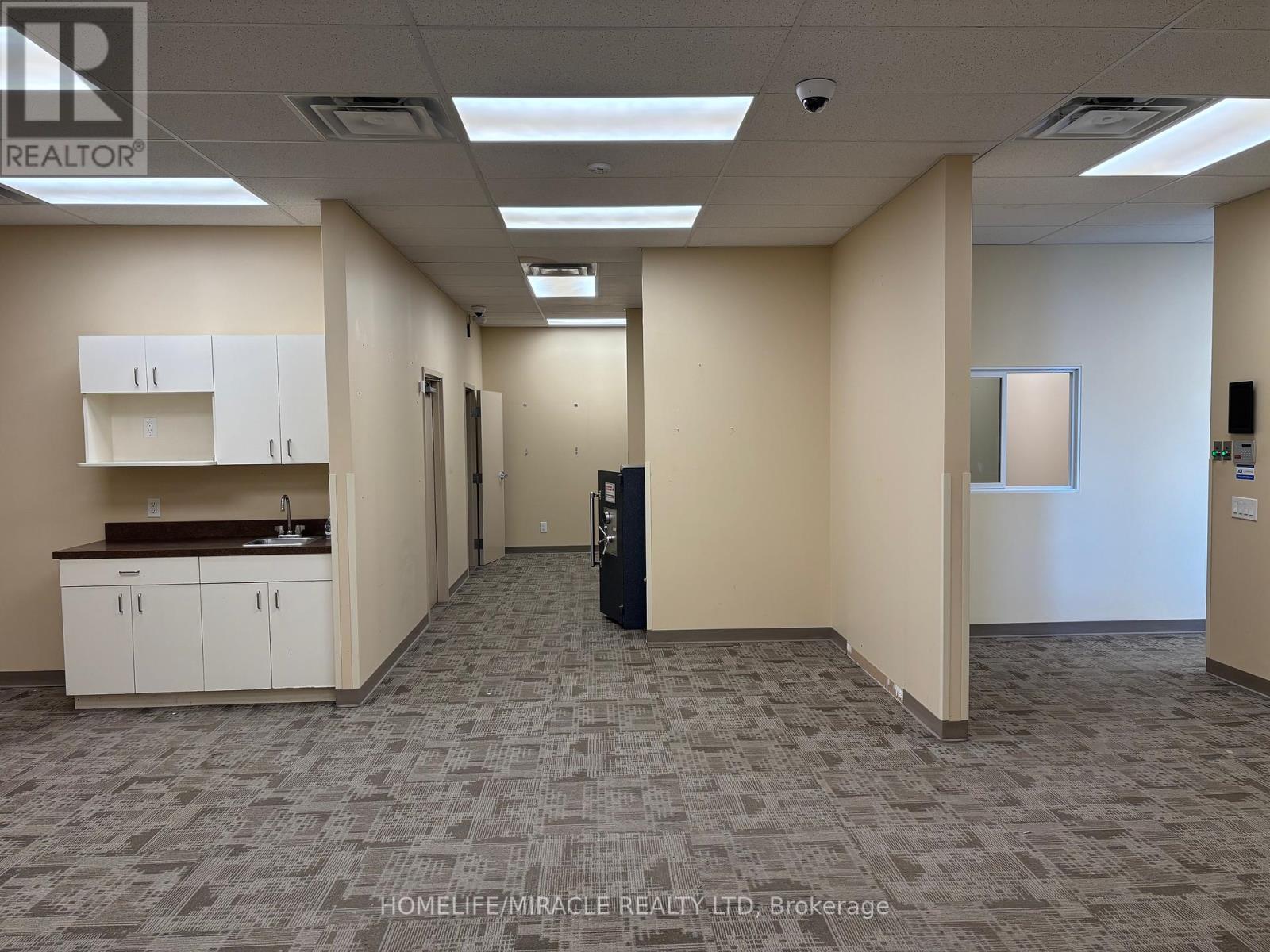 5890 Main Street, Niagara Falls, ON