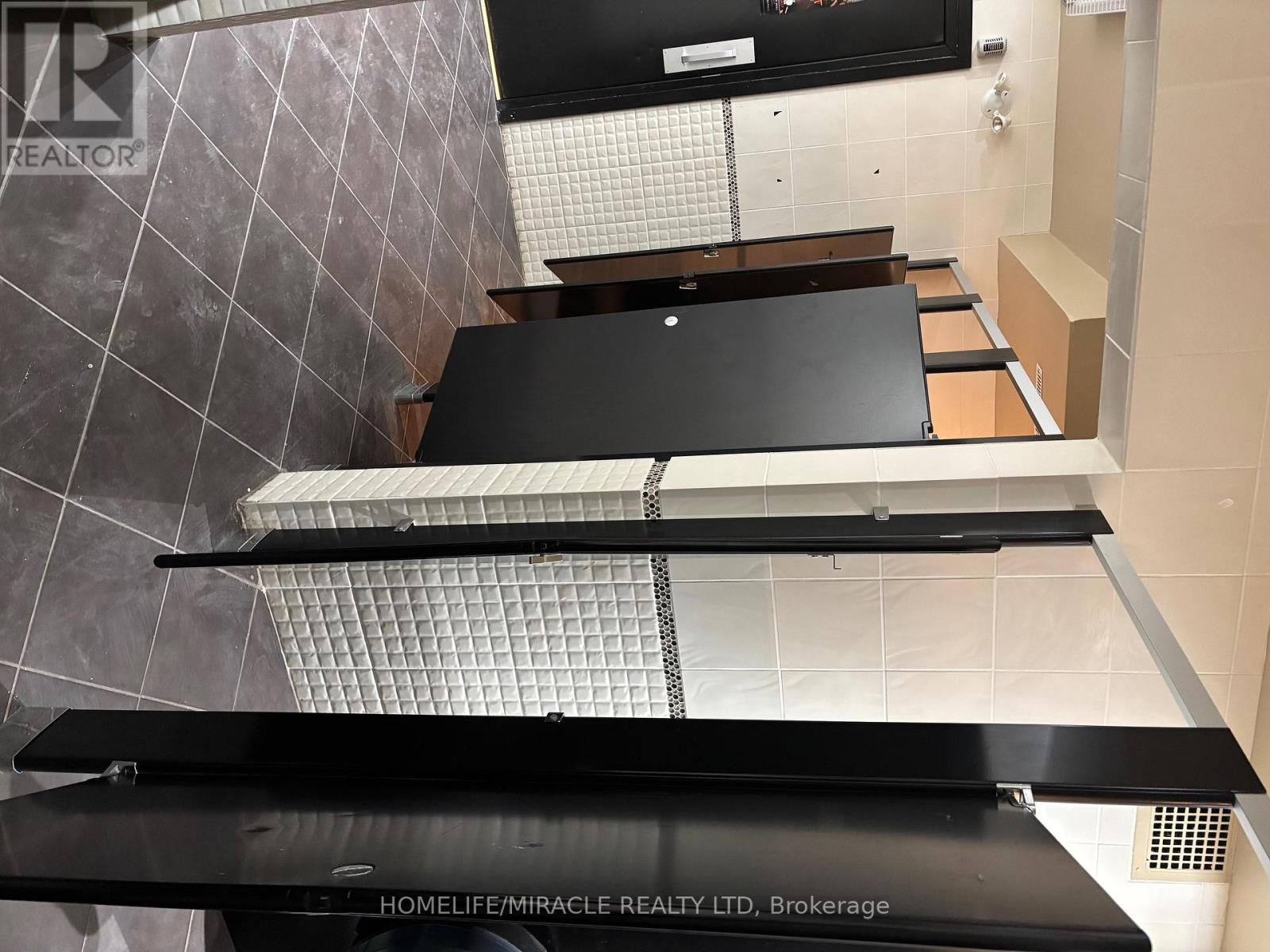 5890 Main Street, Niagara Falls, ON