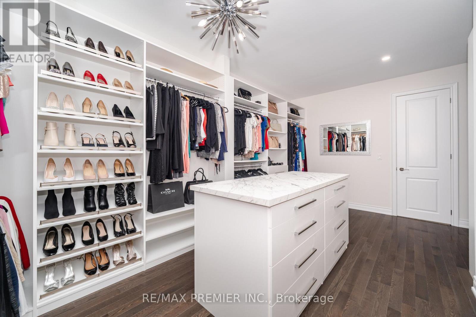 18 Erintown Crescent, Brampton, ON - Indoor With Storage