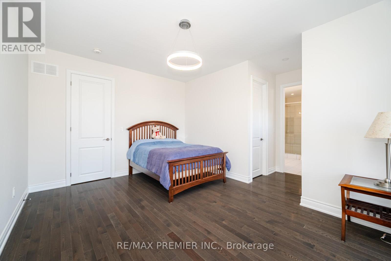 18 Erintown Crescent, Brampton, ON - Indoor Photo Showing Bedroom