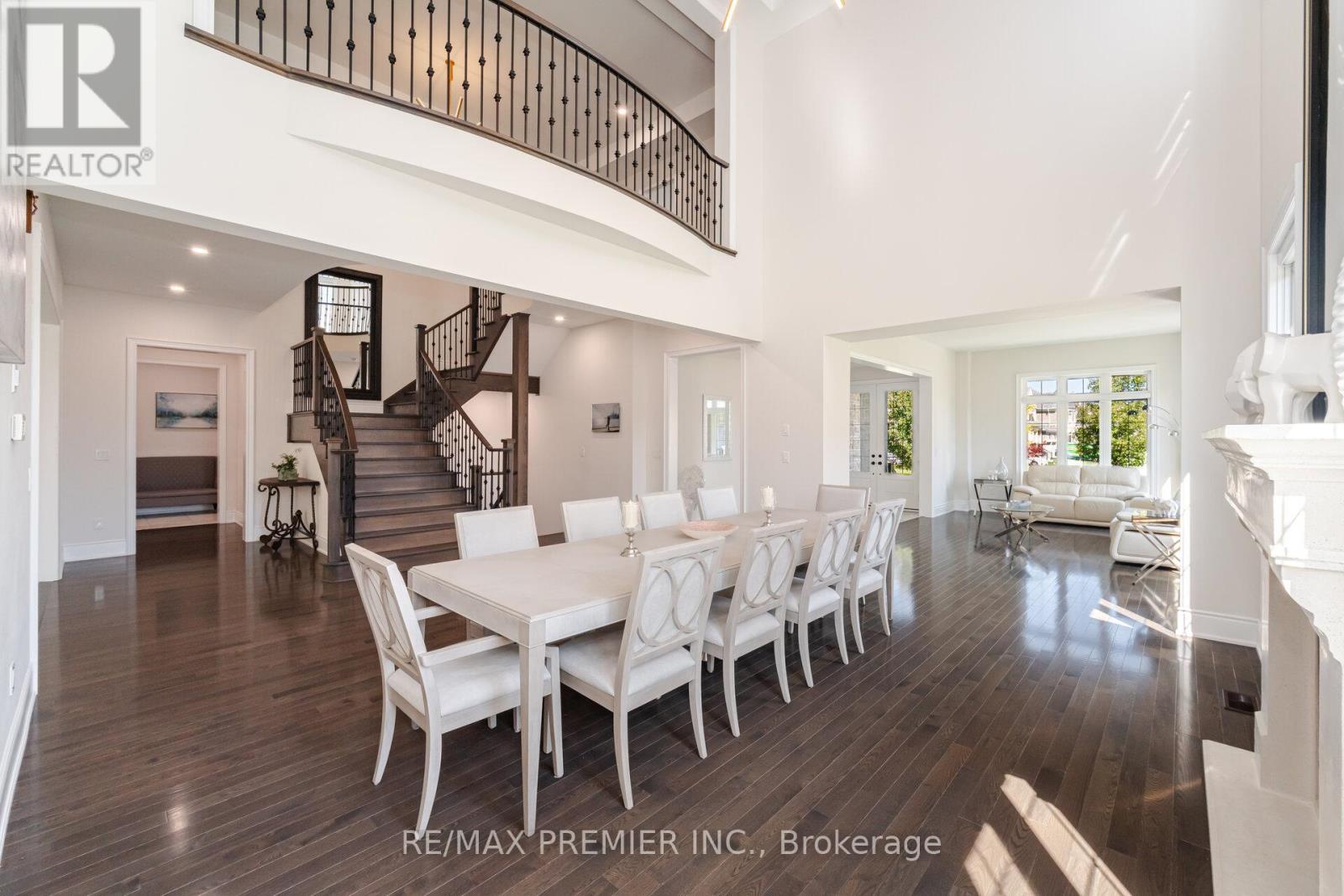 18 Erintown Crescent, Brampton, ON - Indoor Photo Showing Dining Room