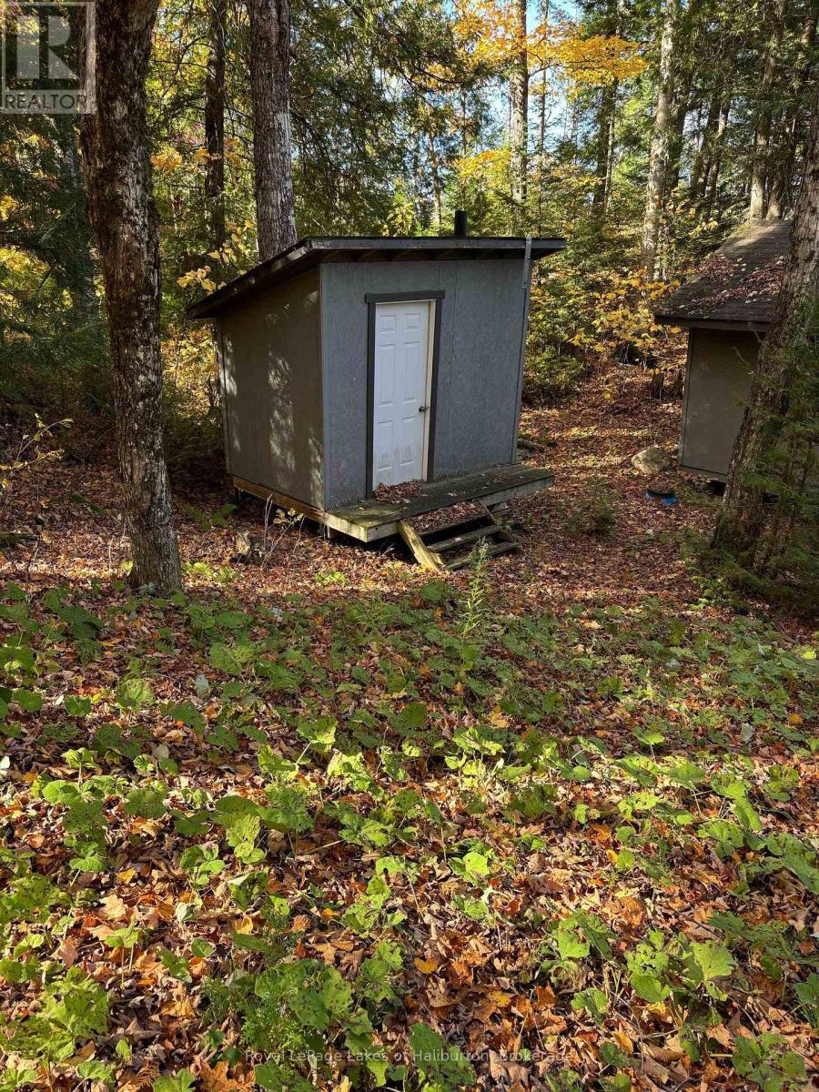 8 Cannonball Lane, Minden Hills (Snowdon), ON