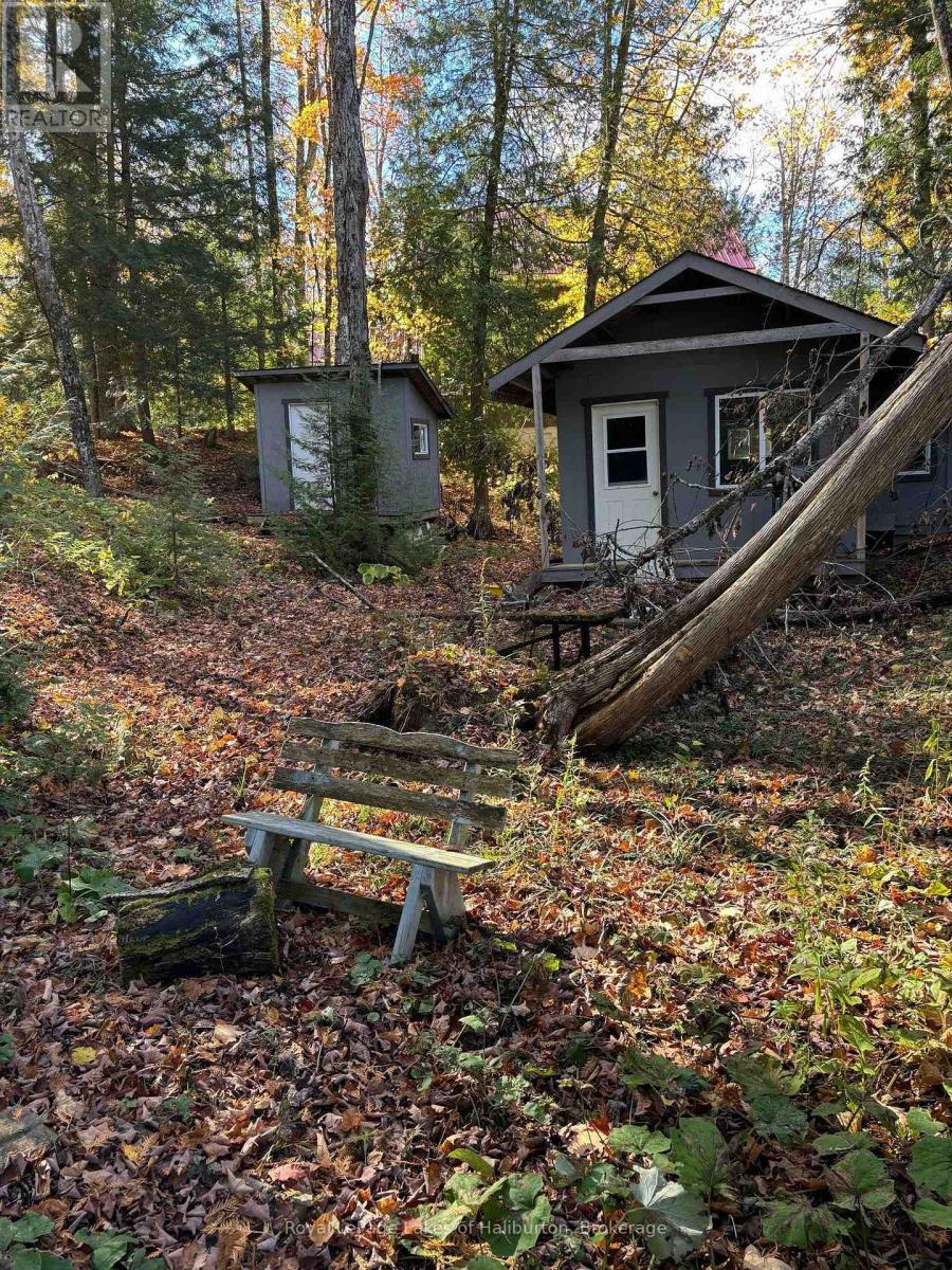 8 Cannonball Lane, Minden Hills (Snowdon), ON