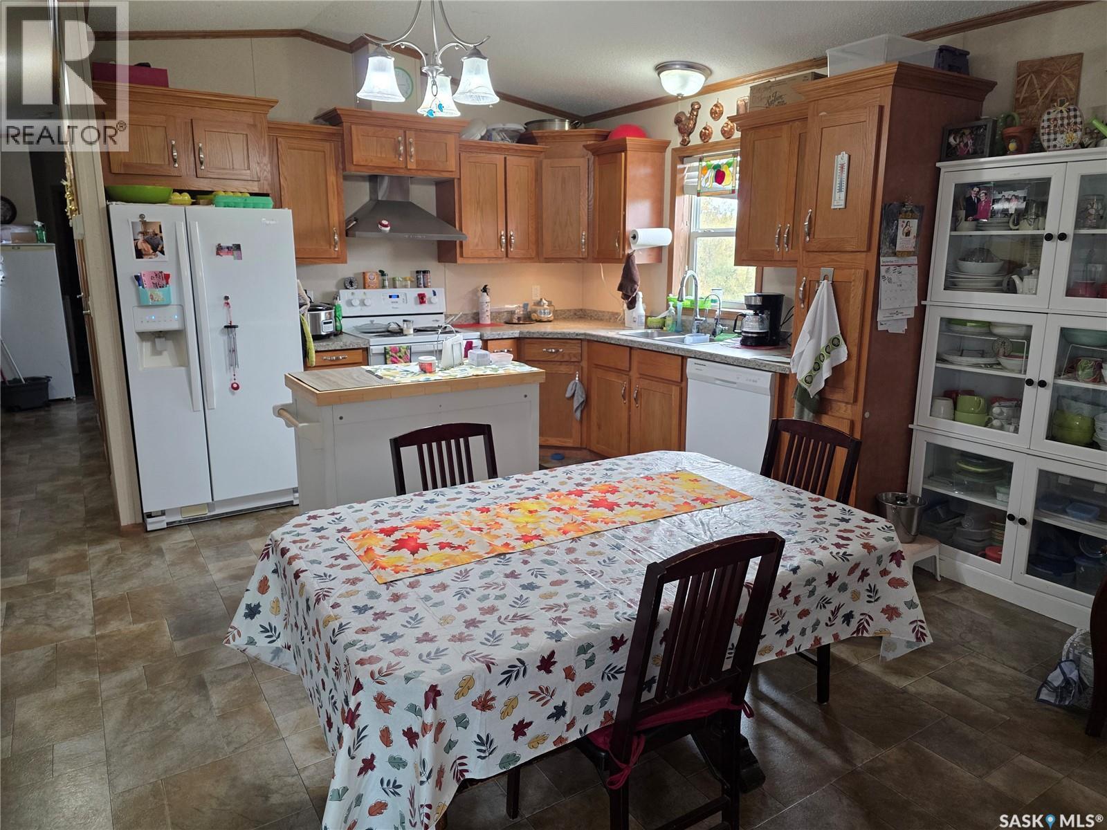 102 Herbert Street, Hawarden, SK