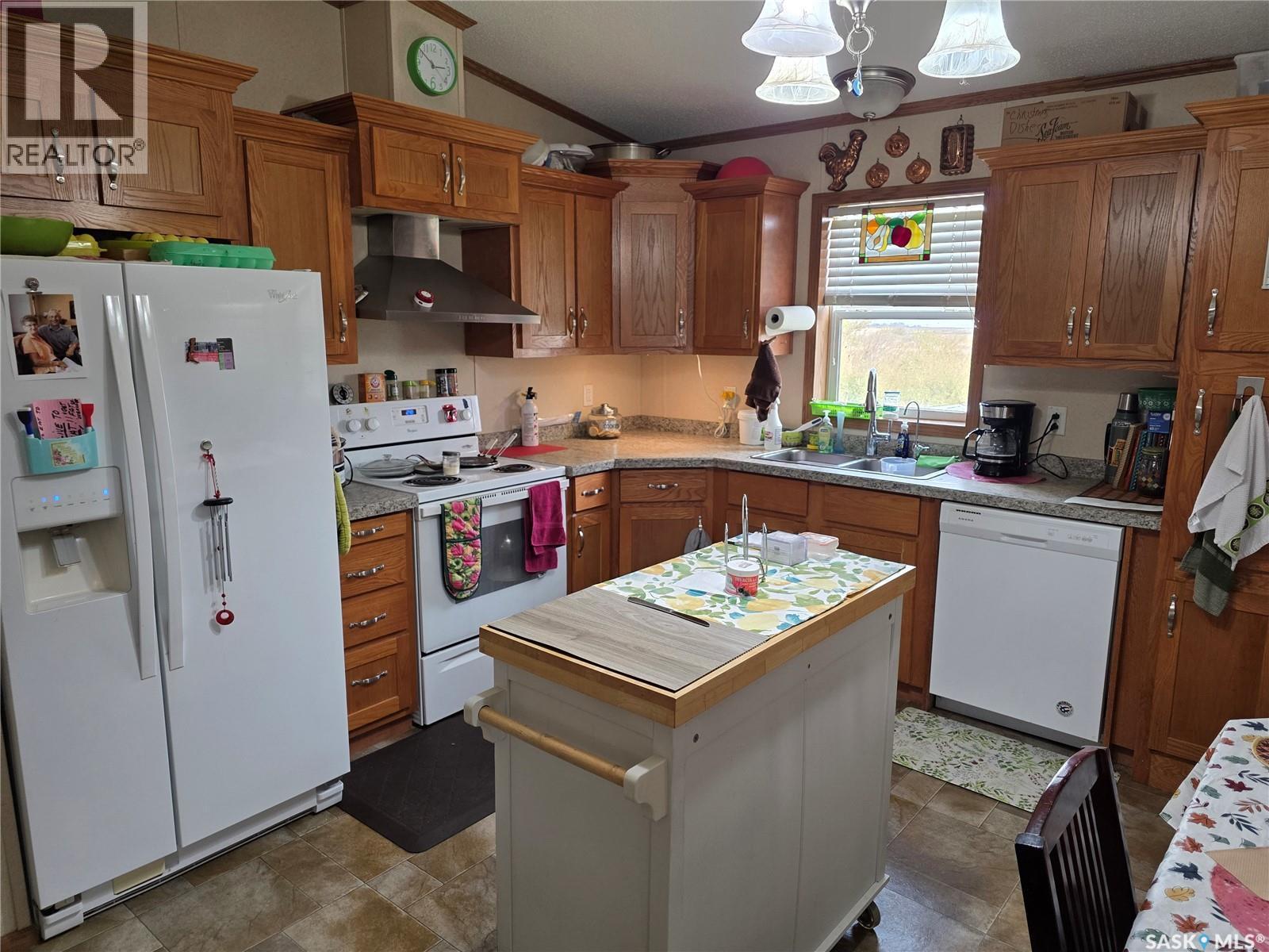 102 Herbert Street, Hawarden, SK