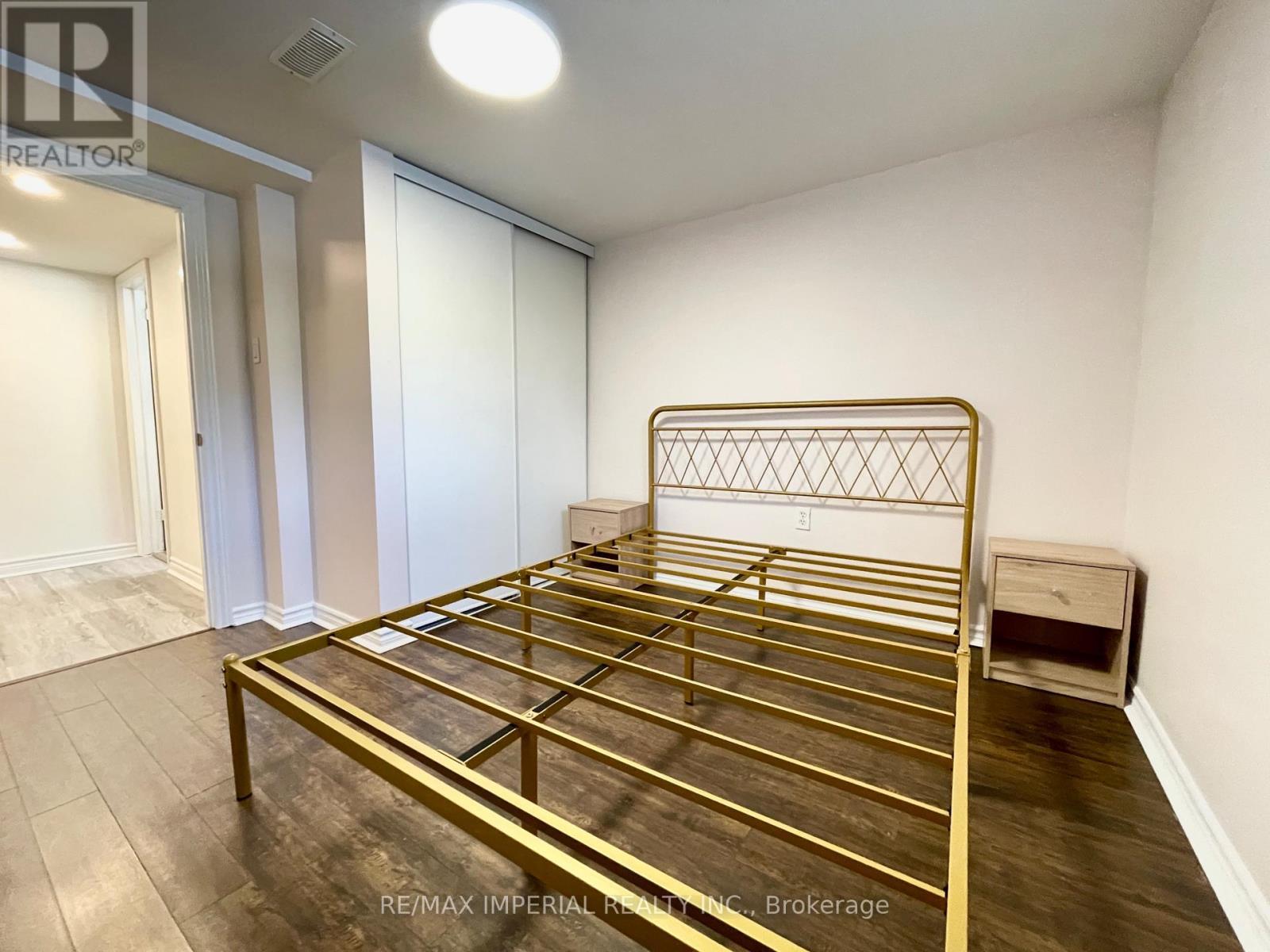 Bsmt - 254 Browndale Crescent, Richmond Hill, ON - Indoor Photo Showing Bedroom