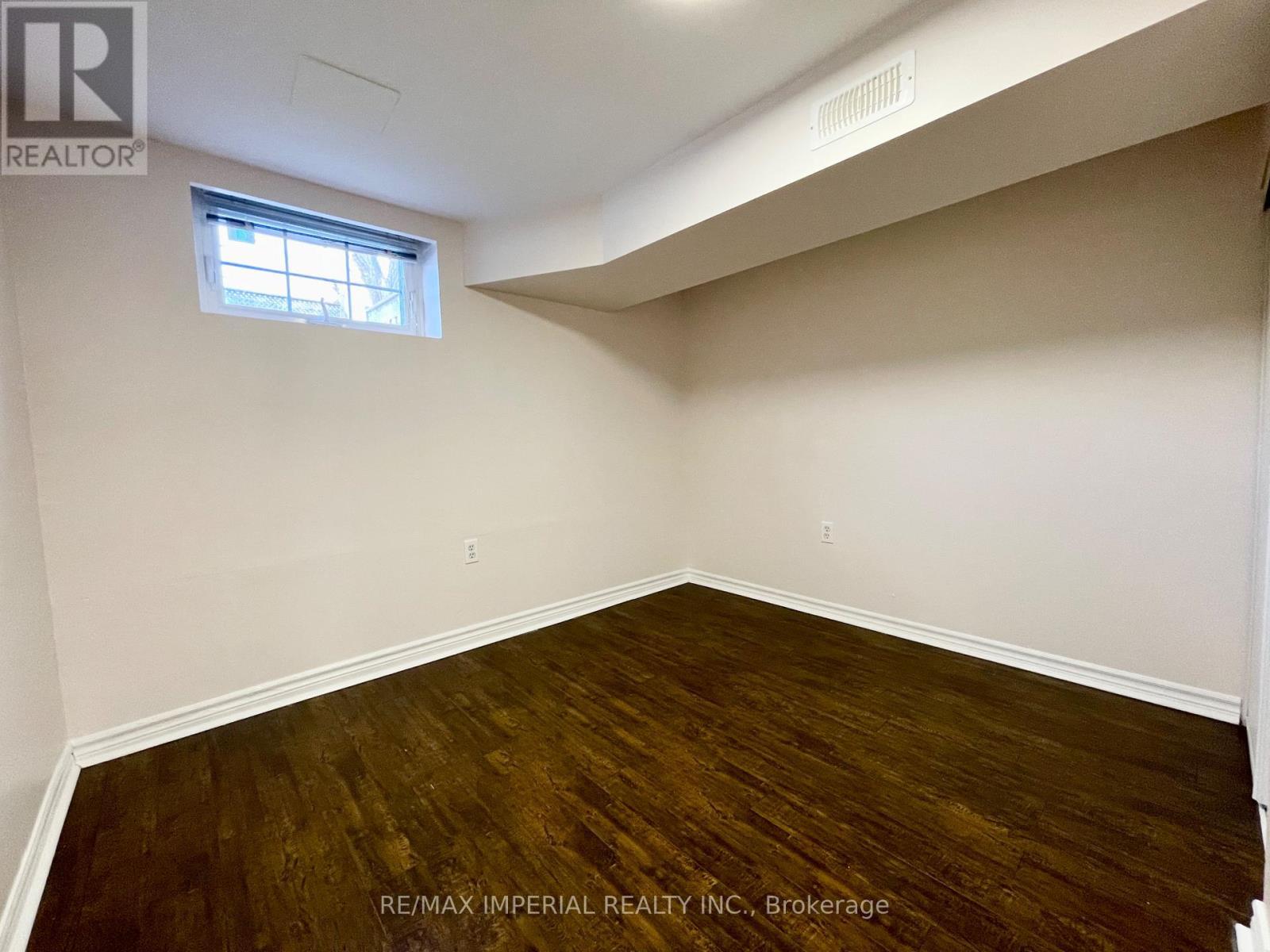 Bsmt - 254 Browndale Crescent, Richmond Hill, ON - Indoor Photo Showing Other Room