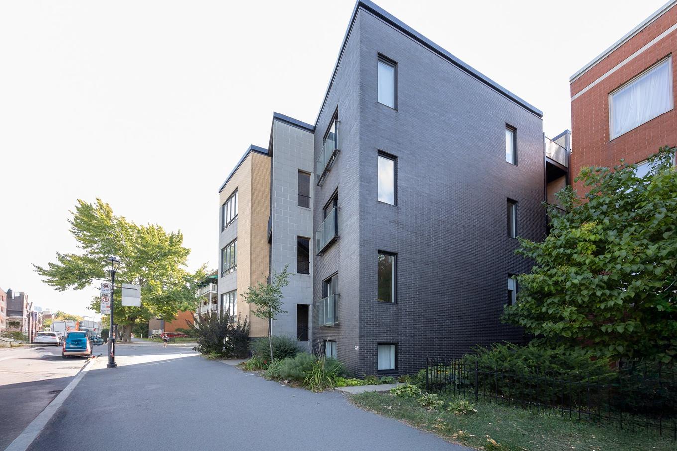 Extérieur - 2165 Rue Sherbrooke E., Montréal (Le Plateau-Mont-Royal), QC - Outdoor
