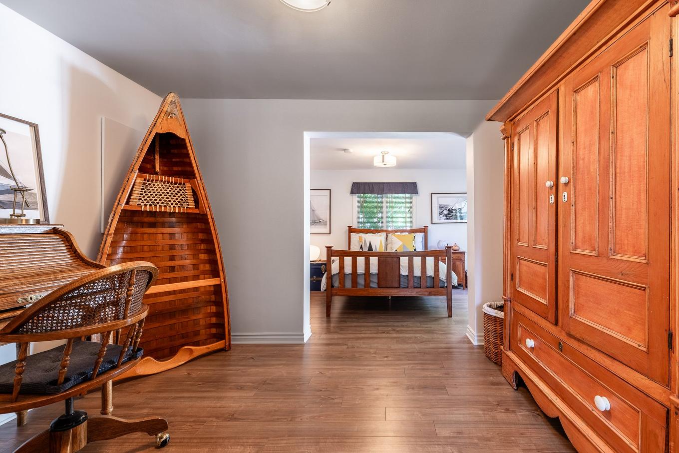 Chambre à coucher principale - 185 Rue Roger-Vanier, Venise-En-Québec, QC - Indoor Photo Showing Other Room