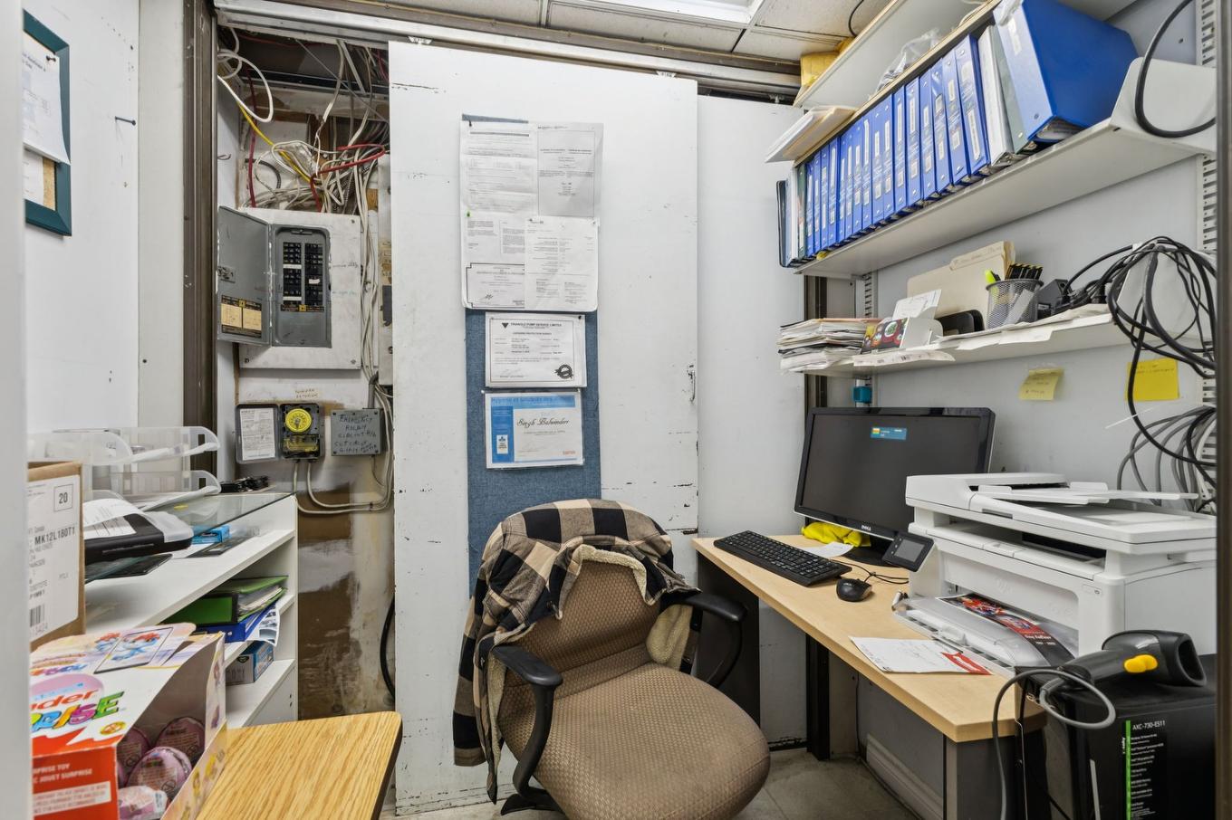 Bureau - 283 Rue Victoria, Thurso, QC - Indoor