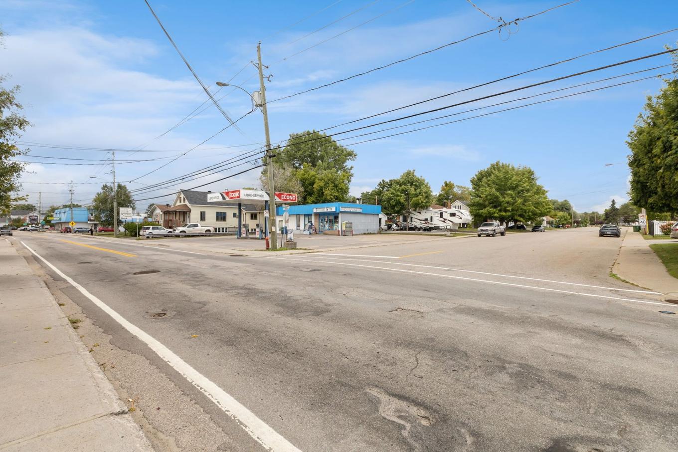 Façade - 283 Rue Victoria, Thurso, QC - Outdoor