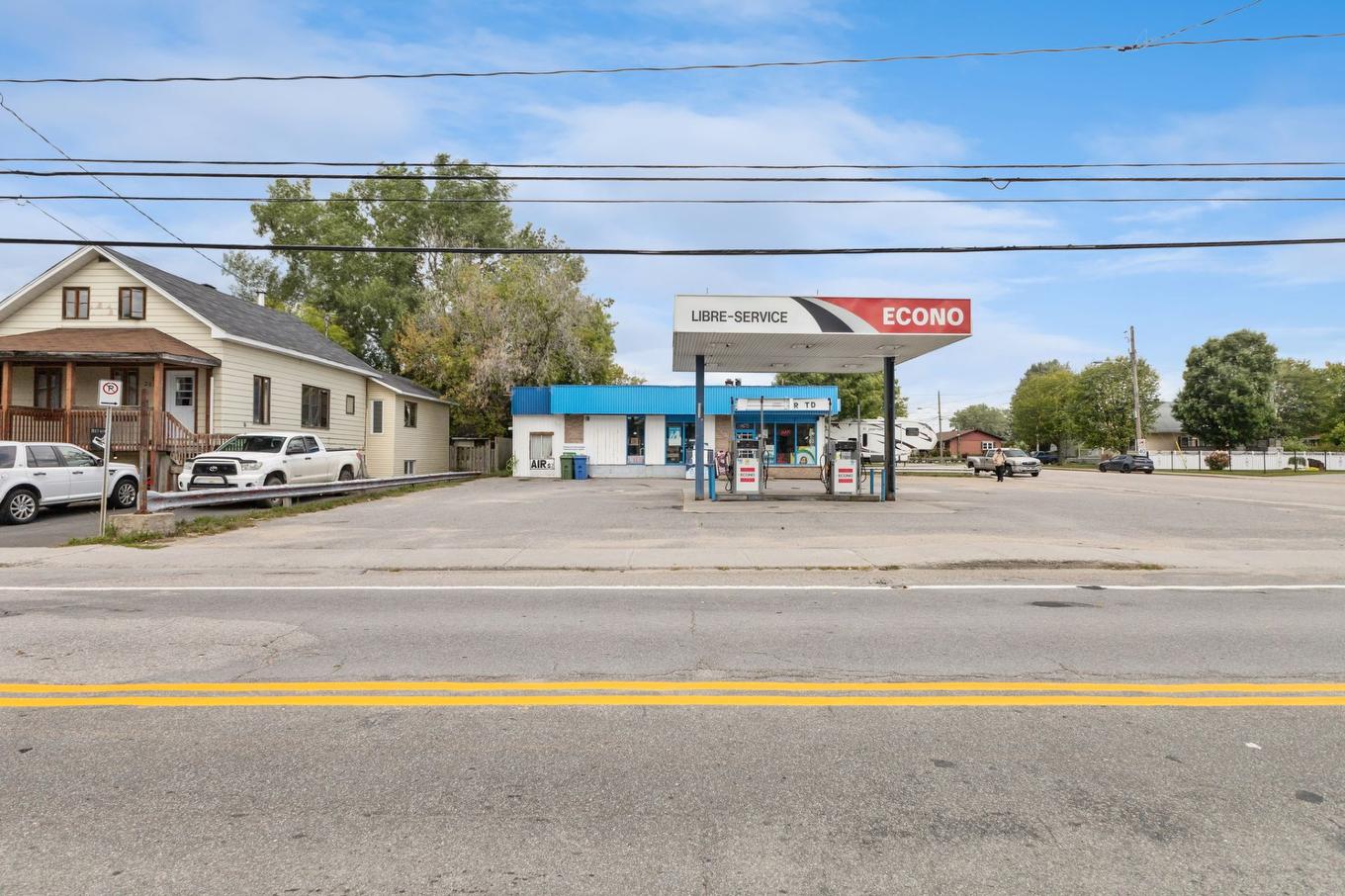 Façade - 283 Rue Victoria, Thurso, QC - Outdoor