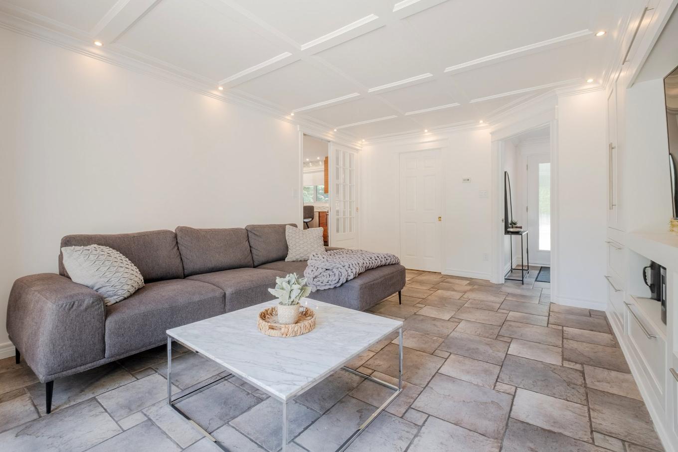 Family room - 480 Rue Montmagny, Sherbrooke (Les Nations), QC - Indoor Photo Showing Living Room