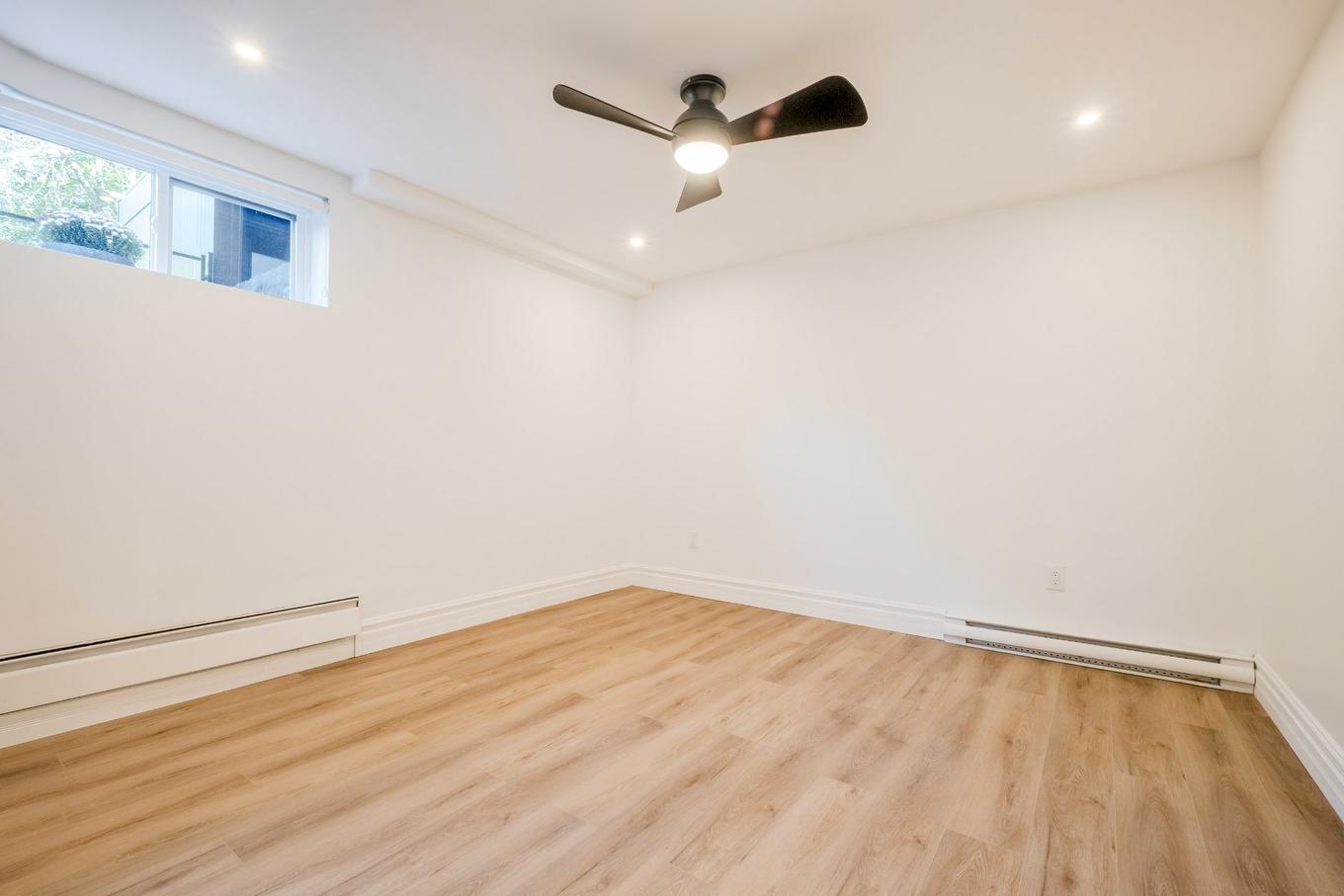 Bedroom - 480 Rue Montmagny, Sherbrooke (Les Nations), QC - Indoor Photo Showing Other Room