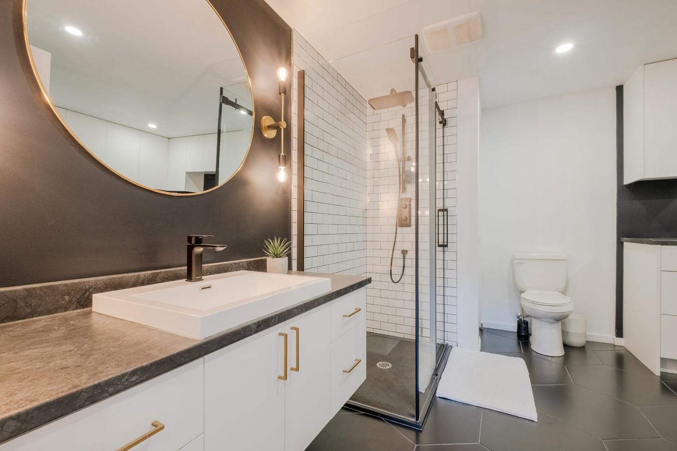 Bathroom - 480 Rue Montmagny, Sherbrooke (Les Nations), QC - Indoor Photo Showing Bathroom