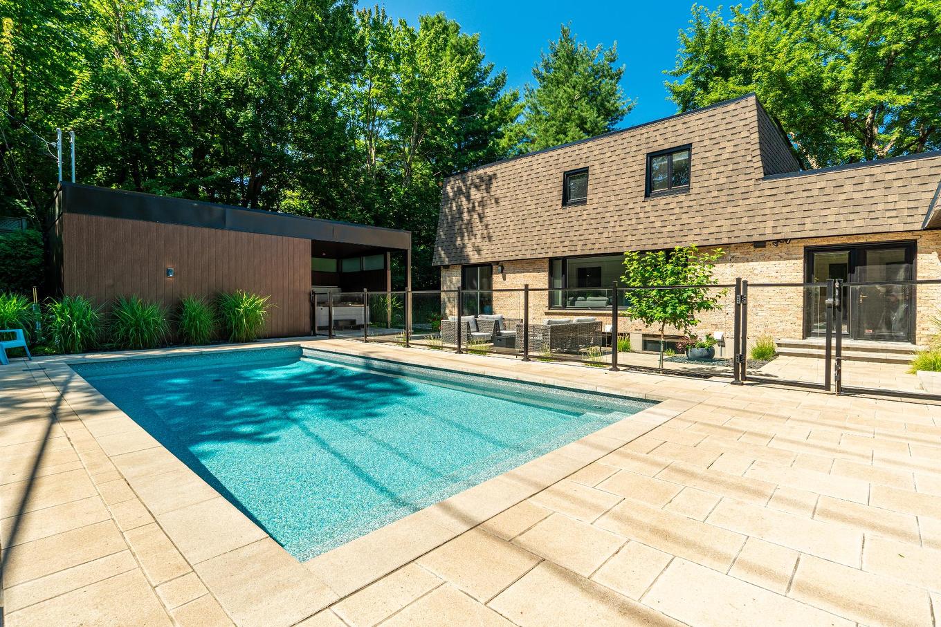 Pool - 480 Rue Montmagny, Sherbrooke (Les Nations), QC - Outdoor With In Ground Pool With Deck Patio Veranda