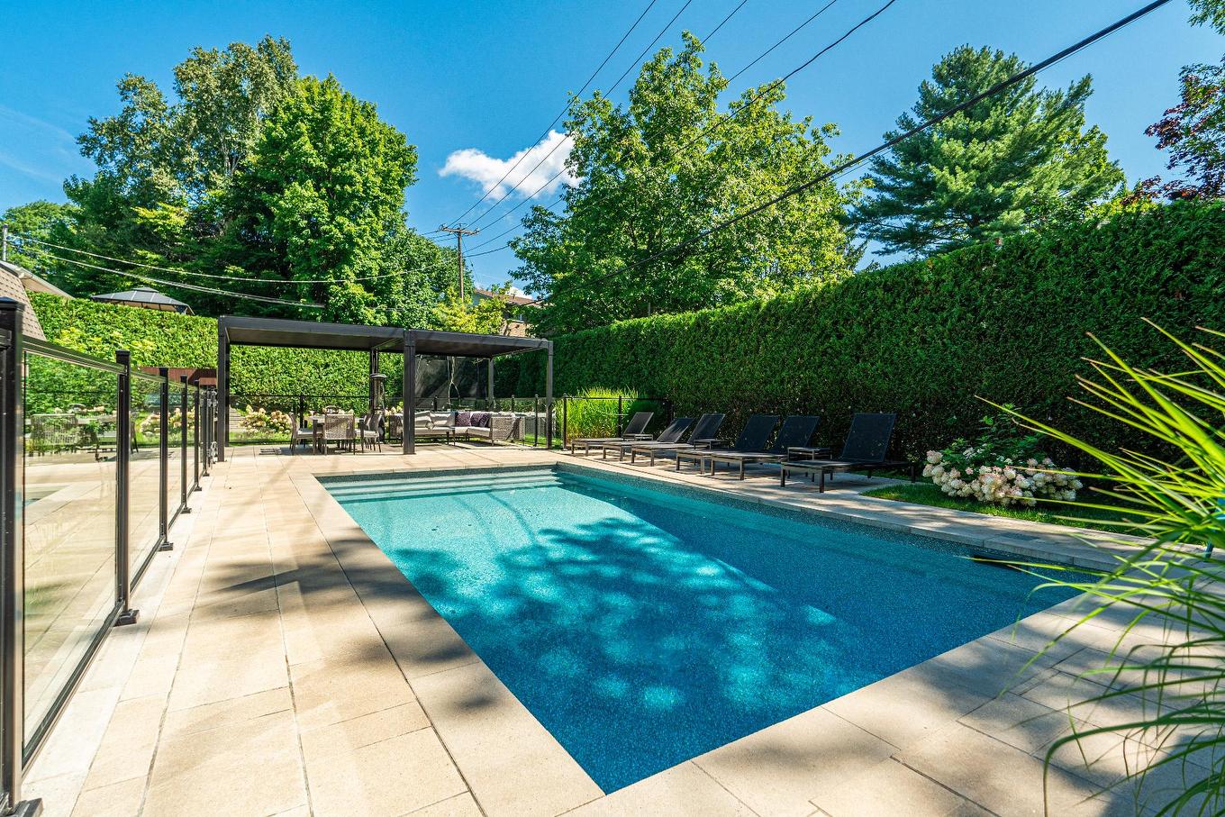 Pool - 480 Rue Montmagny, Sherbrooke (Les Nations), QC - Outdoor With In Ground Pool With Backyard