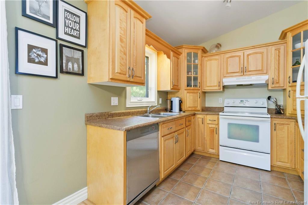 101 Herman St, Dieppe, NB