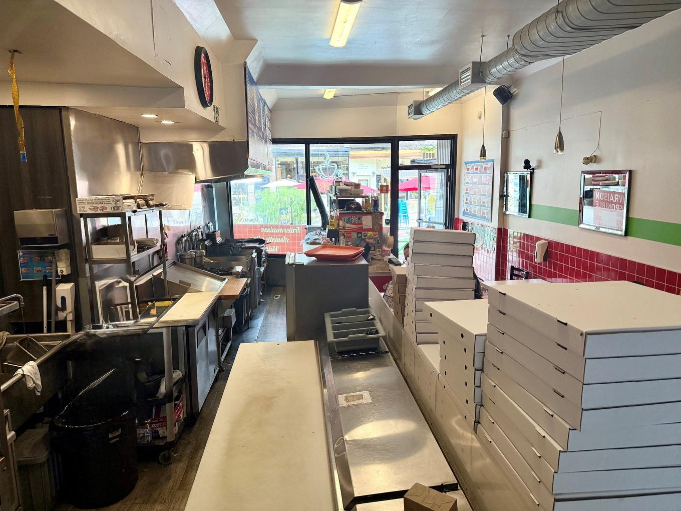 Restaurant - 4801 - 4817 Rue Wellington, Montréal (Verdun/Île-Des-Soeurs), QC - Indoor Photo Showing Other Room