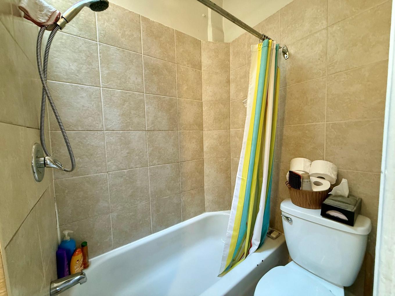 Bathroom - 4801 - 4817 Rue Wellington, Montréal (Verdun/Île-Des-Soeurs), QC - Indoor Photo Showing Bathroom