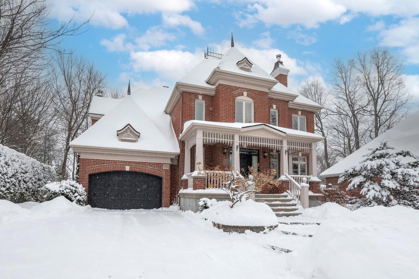 Façade - 122 Rue Jean-De Ronceray, Carignan, QC - Outdoor With Deck Patio Veranda With Facade