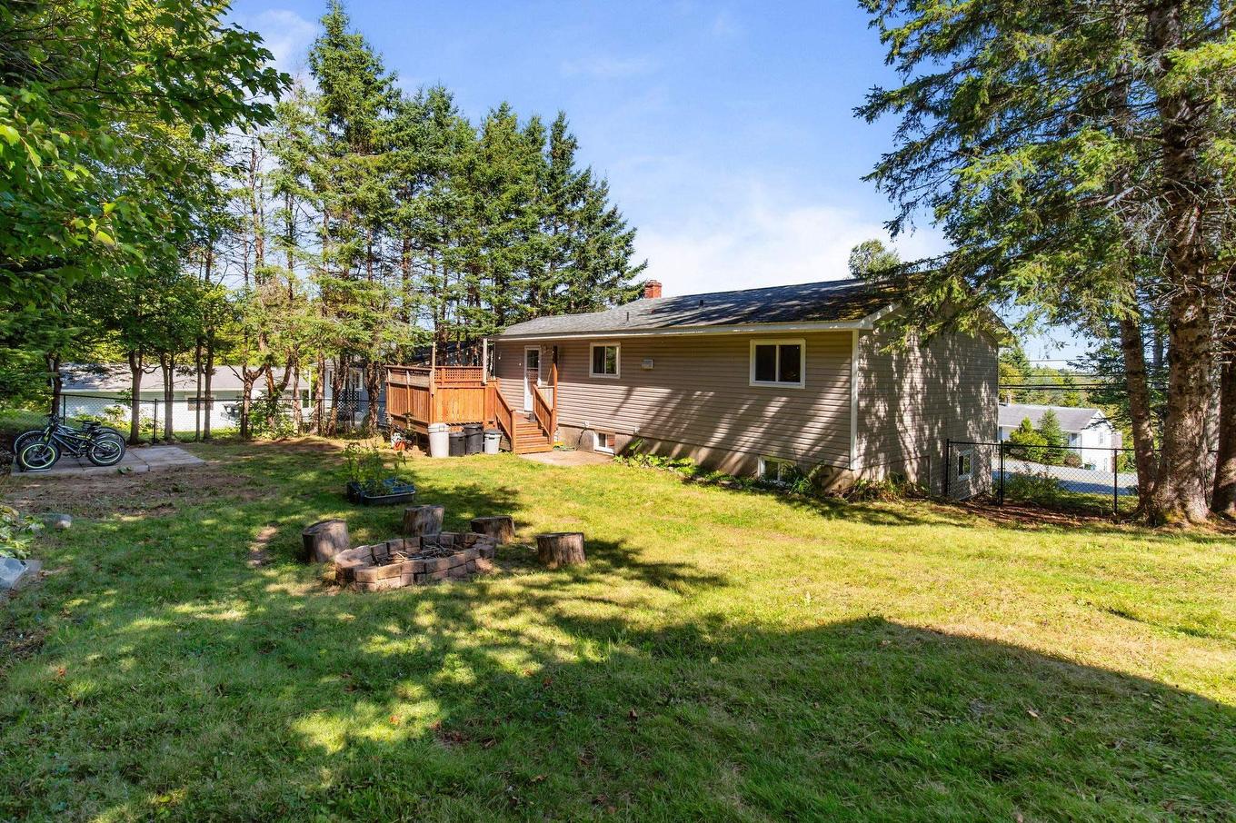 2929 Highway 7, Lake Echo, NS