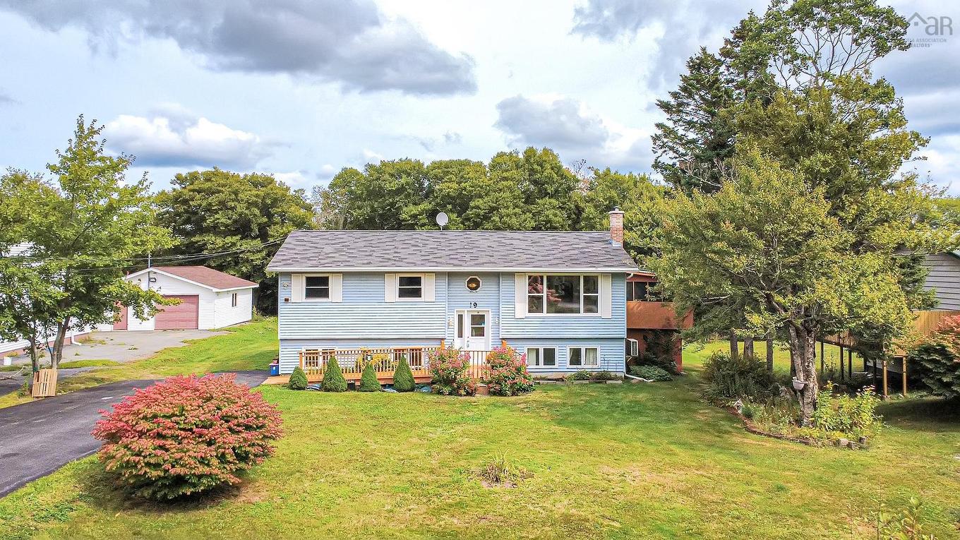 19 Walker Street, Lake Echo, NS