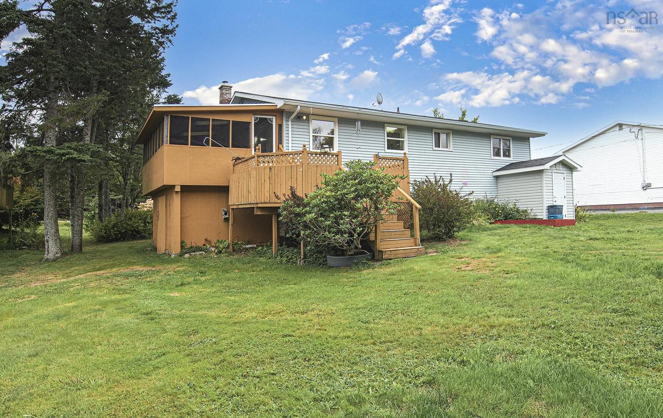 19 Walker Street, Lake Echo, NS