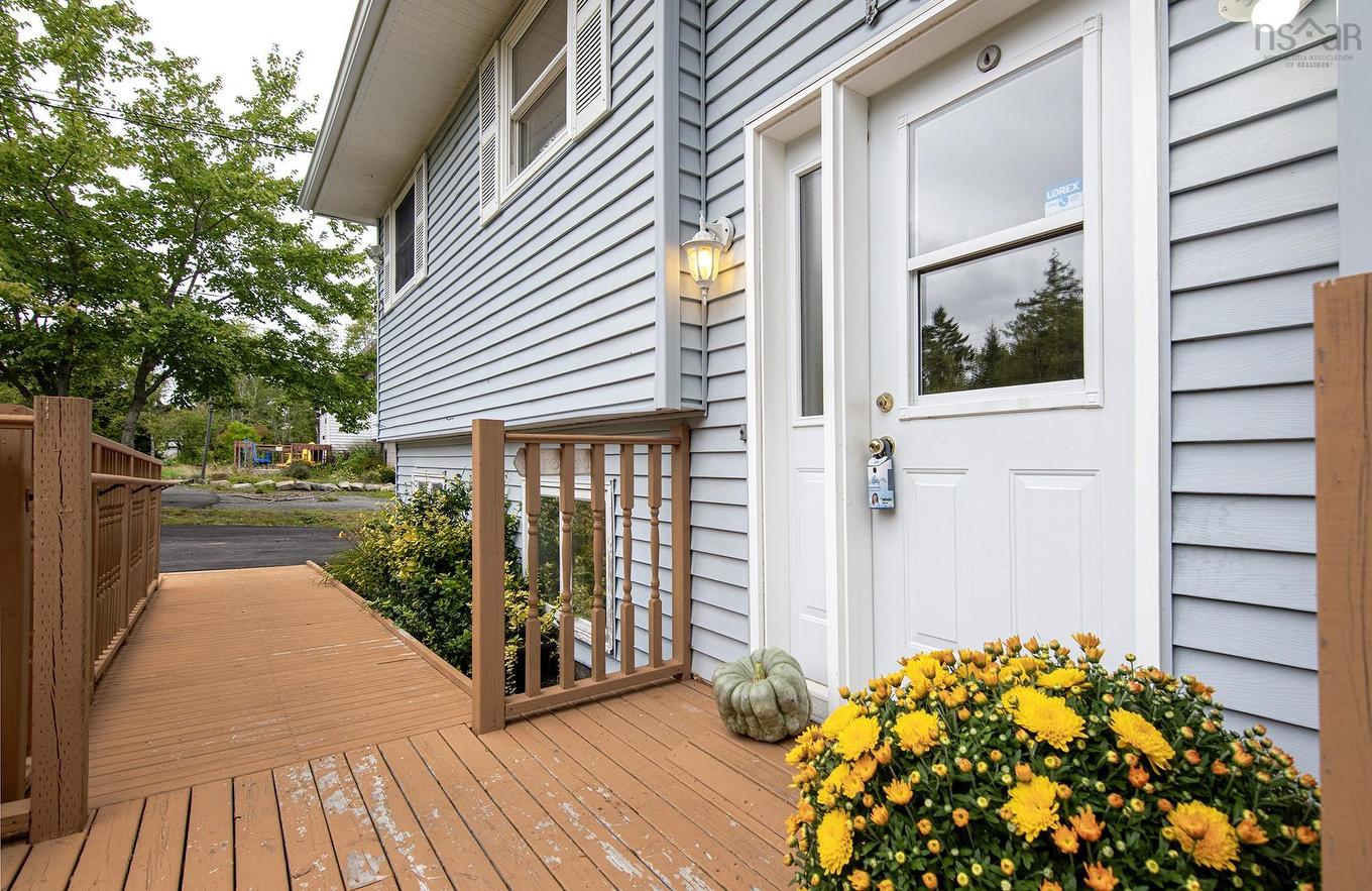 19 Walker Street, Lake Echo, NS