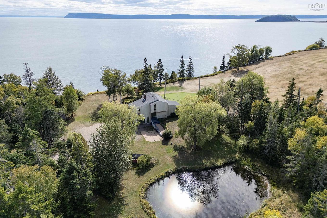 3 Shore Lane, Greenhill, NS