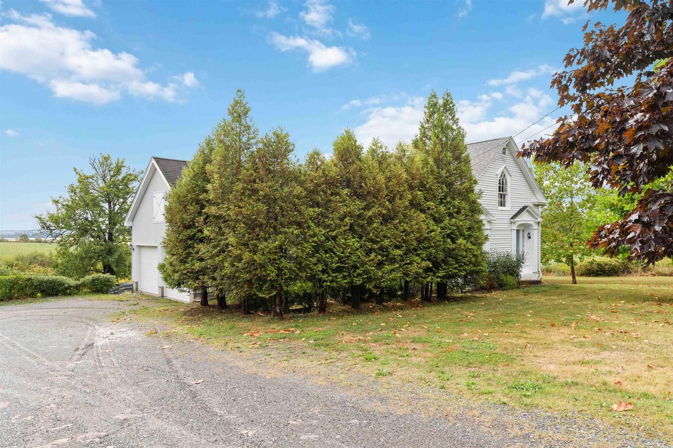 1381 1 Highway, Falmouth, NS