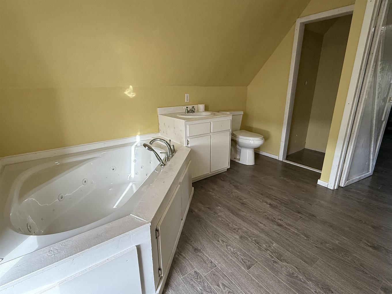 1106 Locke Road, Haliburton, PE