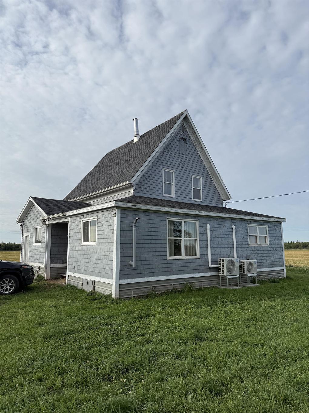 1106 Locke Road, Haliburton, PE