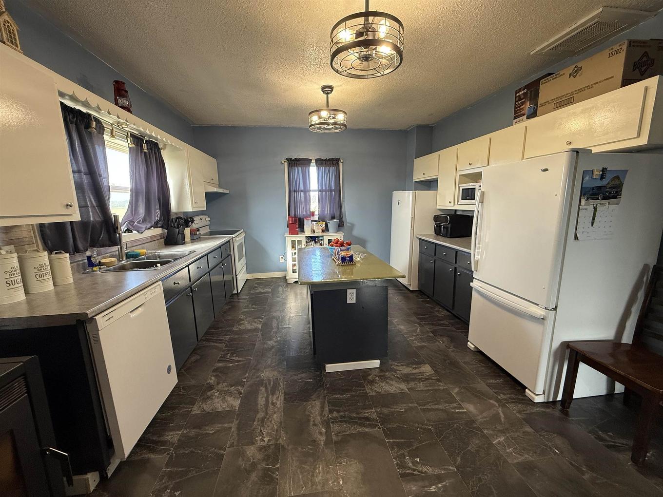 1106 Locke Road, Haliburton, PE