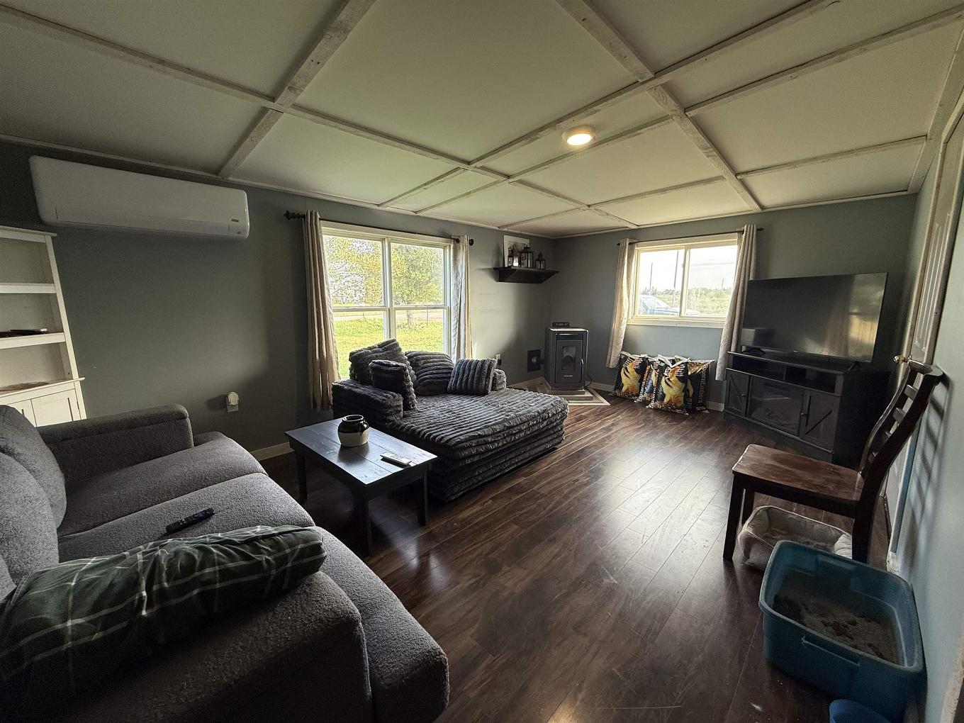 1106 Locke Road, Haliburton, PE