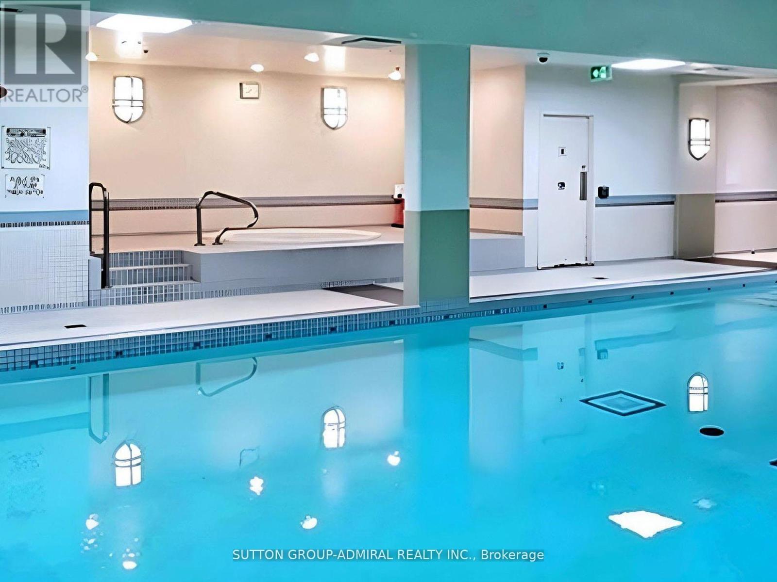 1012 - 7 North Park Road, Vaughan, ON - Photo Showing Other Room