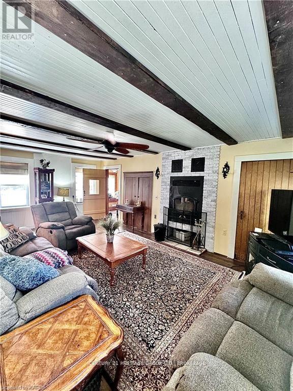 7387 County Rd 9, Greater Napanee (Greater Napanee), ON - Photo Showing Other Room