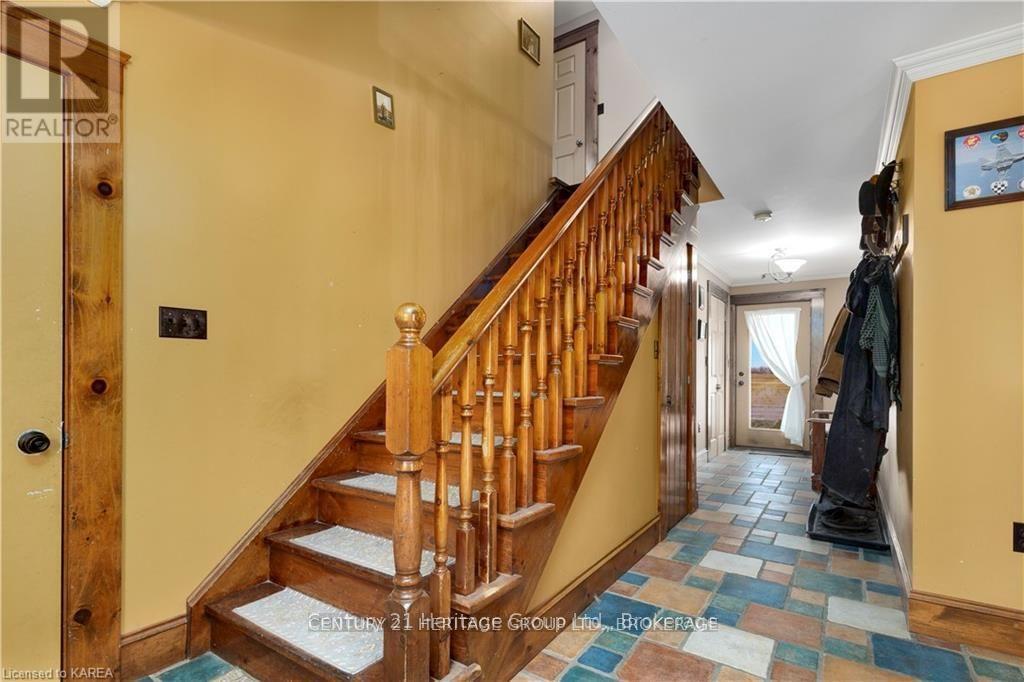 7387 County Rd 9, Greater Napanee (Greater Napanee), ON - Indoor Photo Showing Other Room